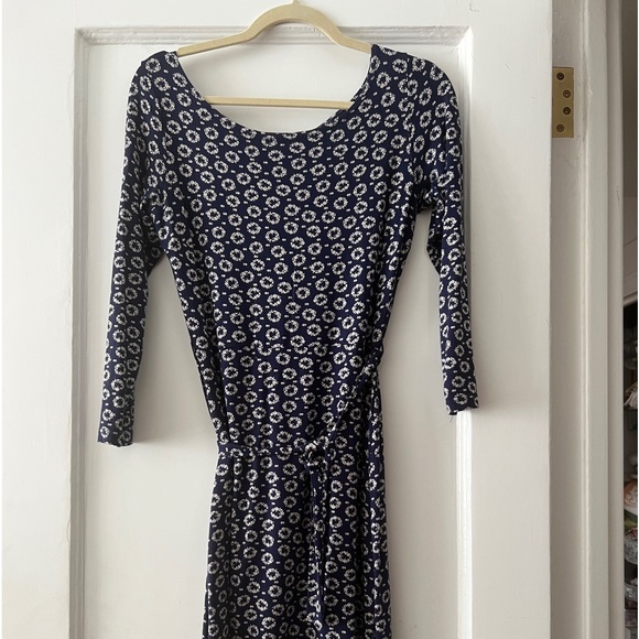 Agnes B Dress - Picture 5 of 7